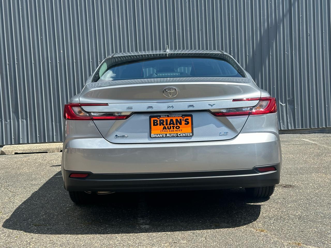 Toyota Camry XLE (Natl) 2025