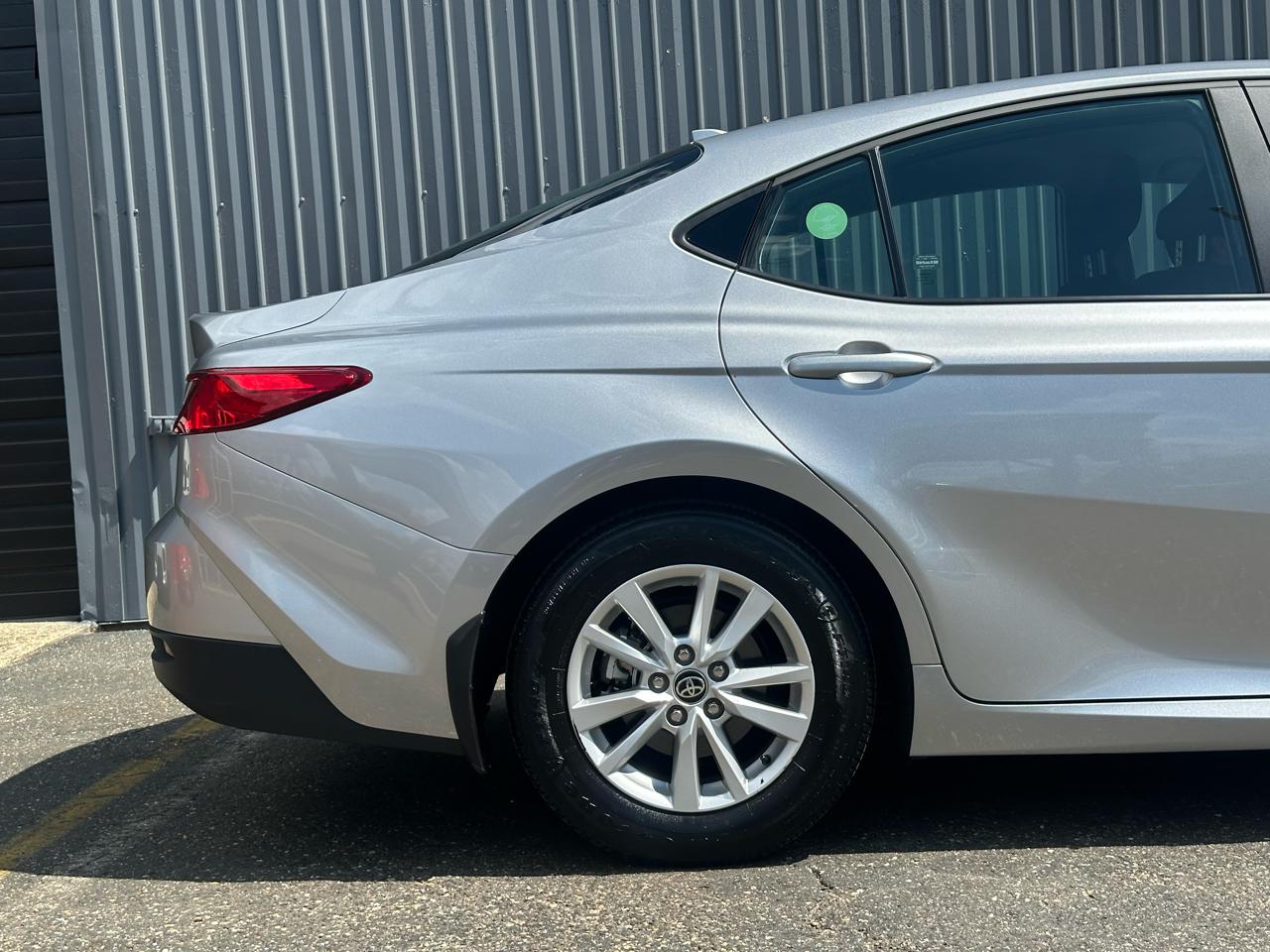 Toyota Camry XLE (Natl) 2025