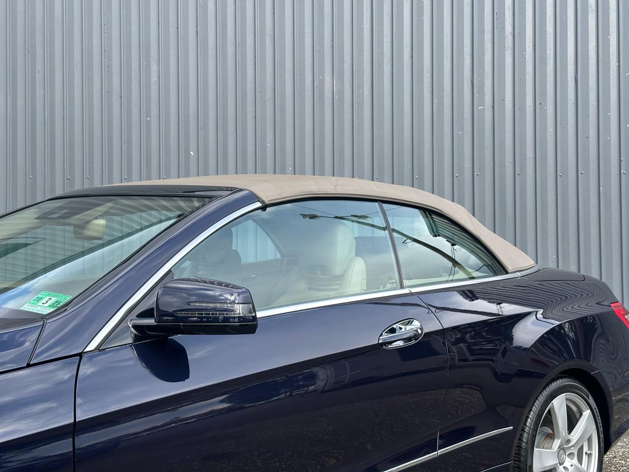 Mercedes-Benz E-Class 2dr Cabriolet E 550 RWD 2011