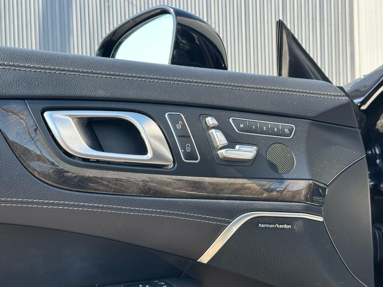 Mercedes-Benz SL-Class 2dr Roadster SL 550 2013
