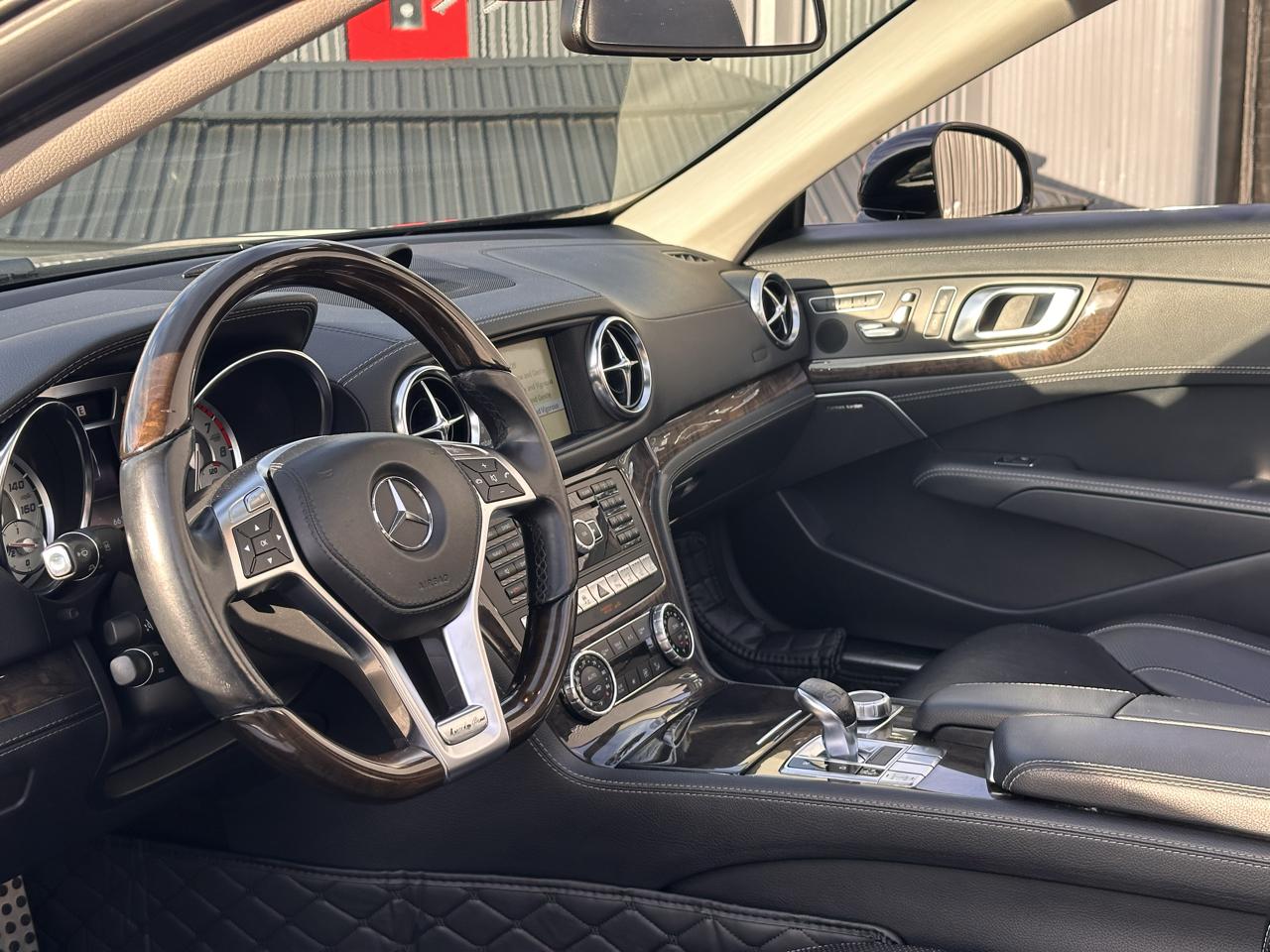 Mercedes-Benz SL-Class 2dr Roadster SL 550 2013