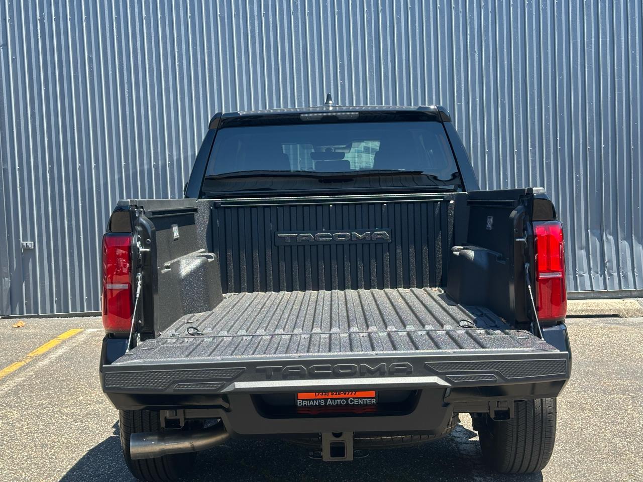 Toyota Tacoma 4WD TRD Off Road Double Cab 5' Bed AT (Natl) 2026