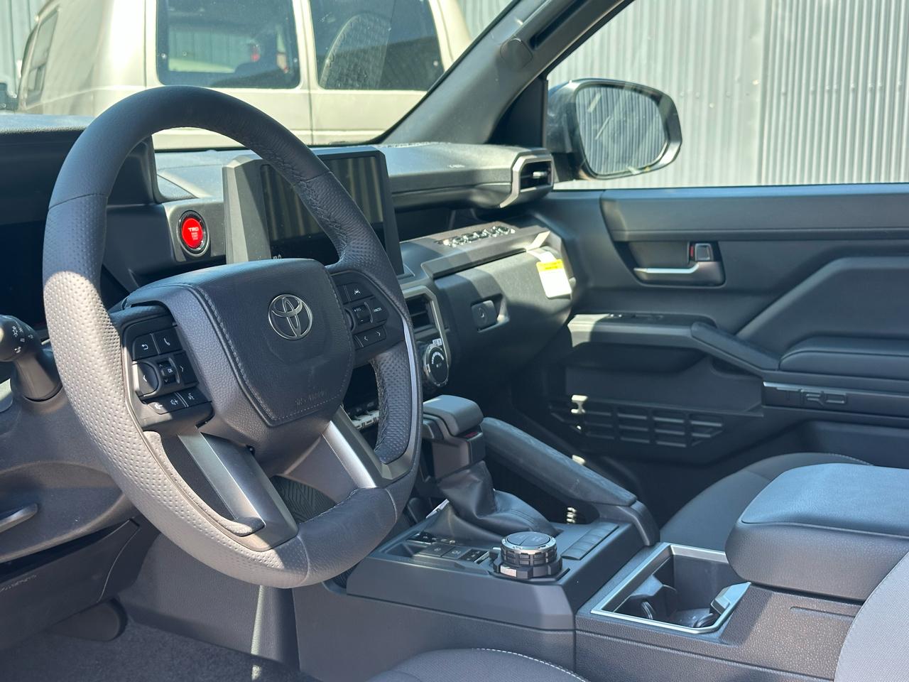 Toyota Tacoma 4WD TRD Off Road Double Cab 5' Bed AT (Natl) 2026