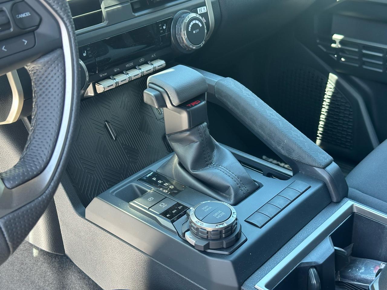 Toyota Tacoma 4WD TRD Off Road Double Cab 5' Bed AT (Natl) 2026