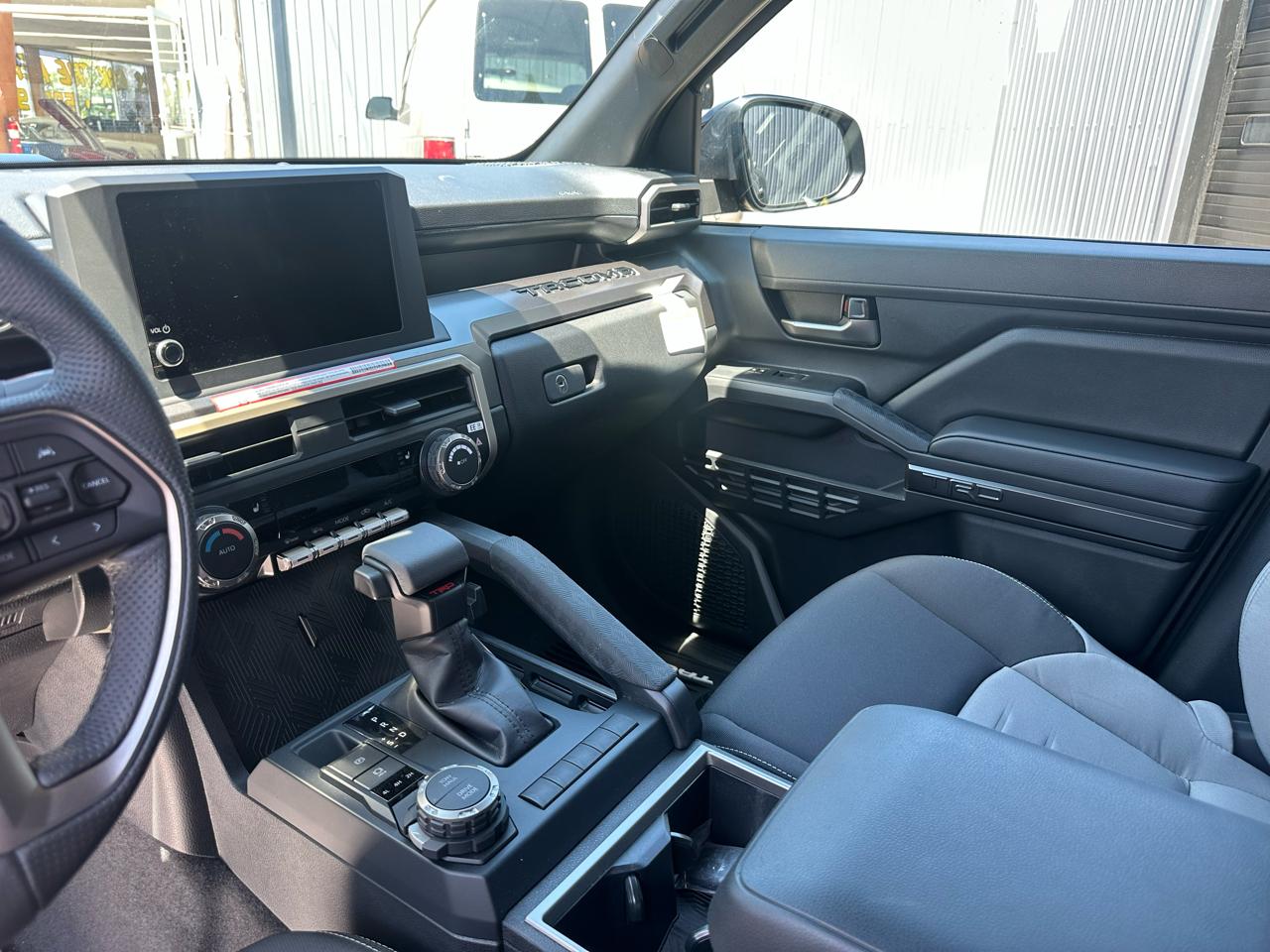Toyota Tacoma 4WD TRD Off Road Double Cab 5' Bed AT (Natl) 2026
