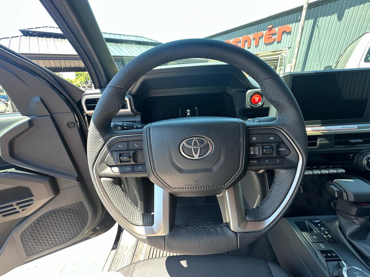 Toyota Tacoma 4WD TRD Off Road Double Cab 5' Bed AT (Natl) 2026