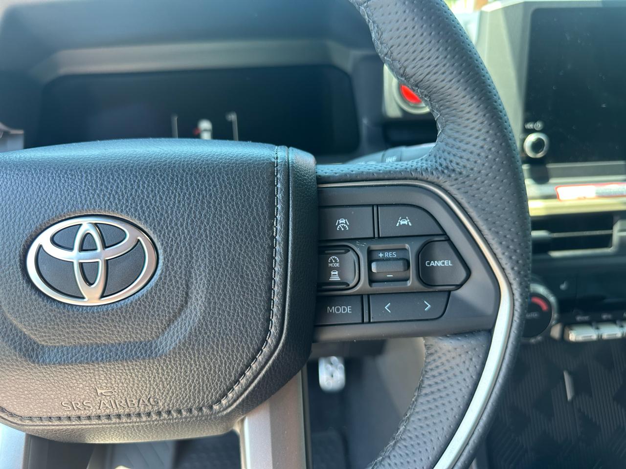 Toyota Tacoma 4WD TRD Off Road Double Cab 5' Bed AT (Natl) 2026