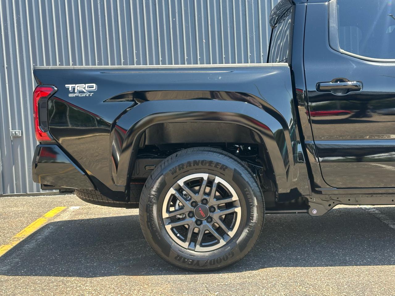 Toyota Tacoma 4WD TRD Off Road Double Cab 5' Bed AT (Natl) 2026