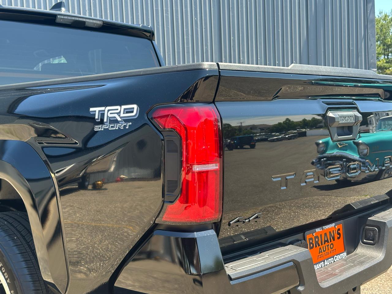 Toyota Tacoma 4WD TRD Off Road Double Cab 5' Bed AT (Natl) 2026