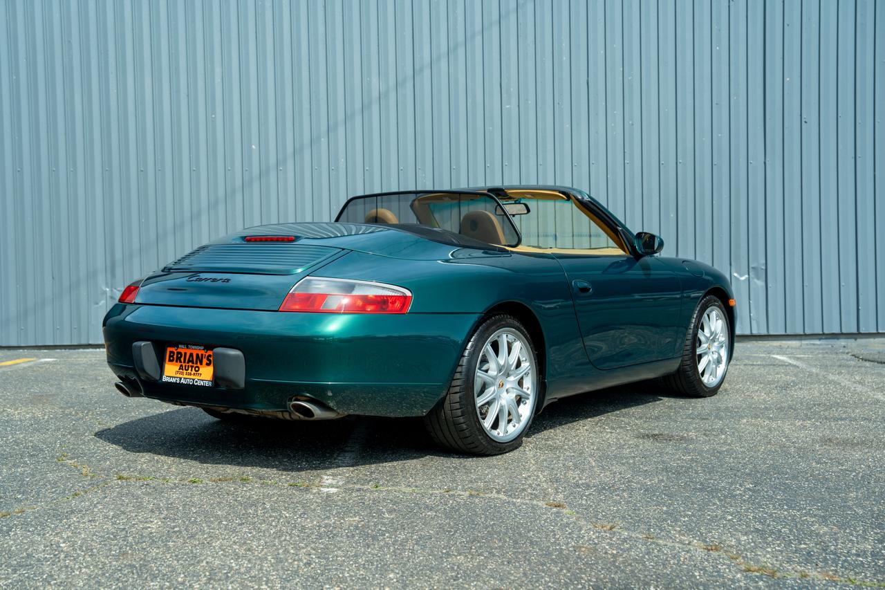 Porsche 911 Carrera 2dr Carrera Cabriolet 6-Spd Manual 2001