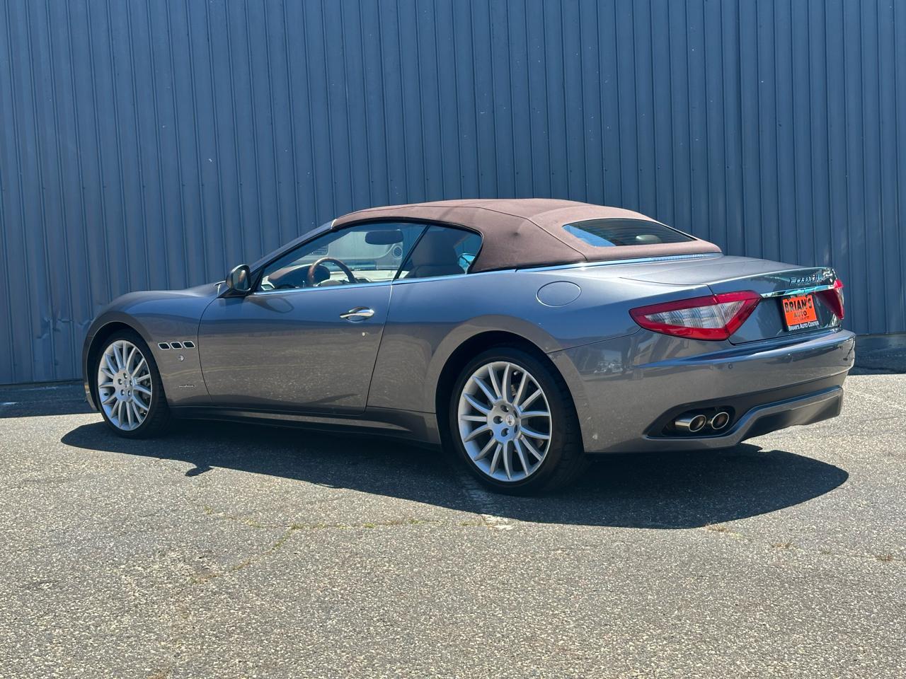 Maserati GranTurismo Convertible 2dr Conv GranTurismo 2011