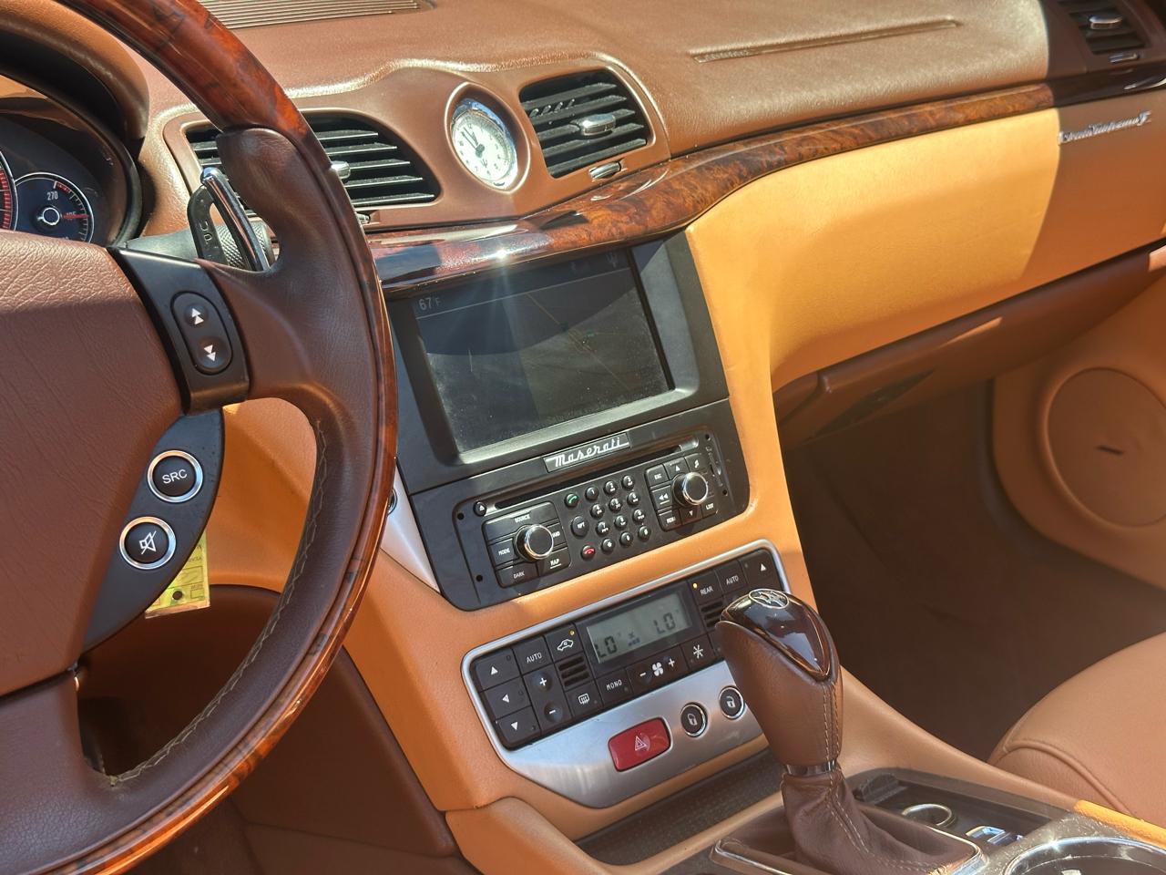 Maserati GranTurismo Convertible 2dr Conv GranTurismo 2011