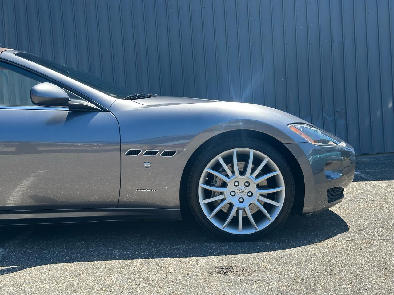 Maserati GranTurismo Convertible 2dr Conv GranTurismo 2011