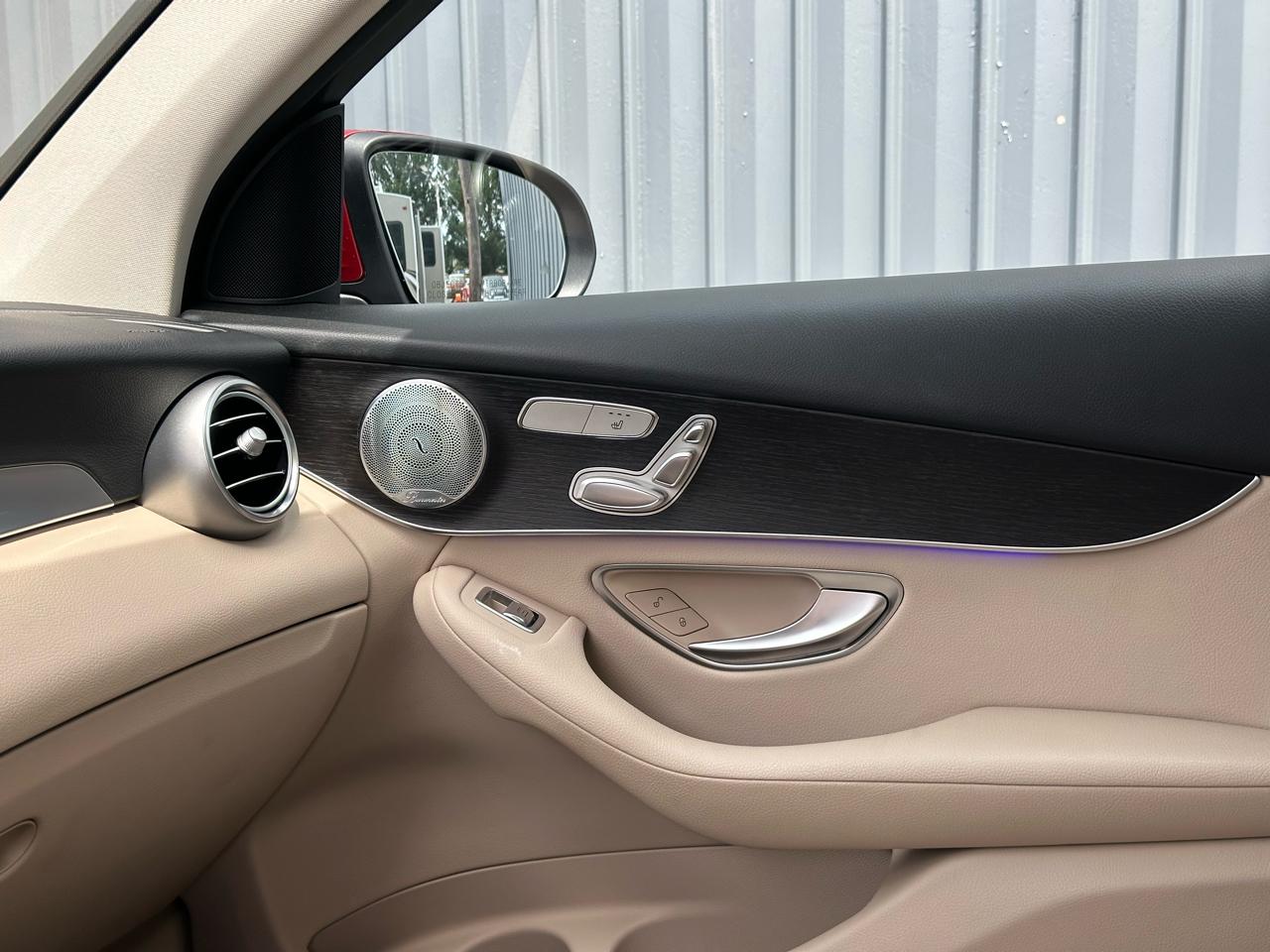 Mercedes-Benz GLC GLC 300 4MATIC SUV 2020