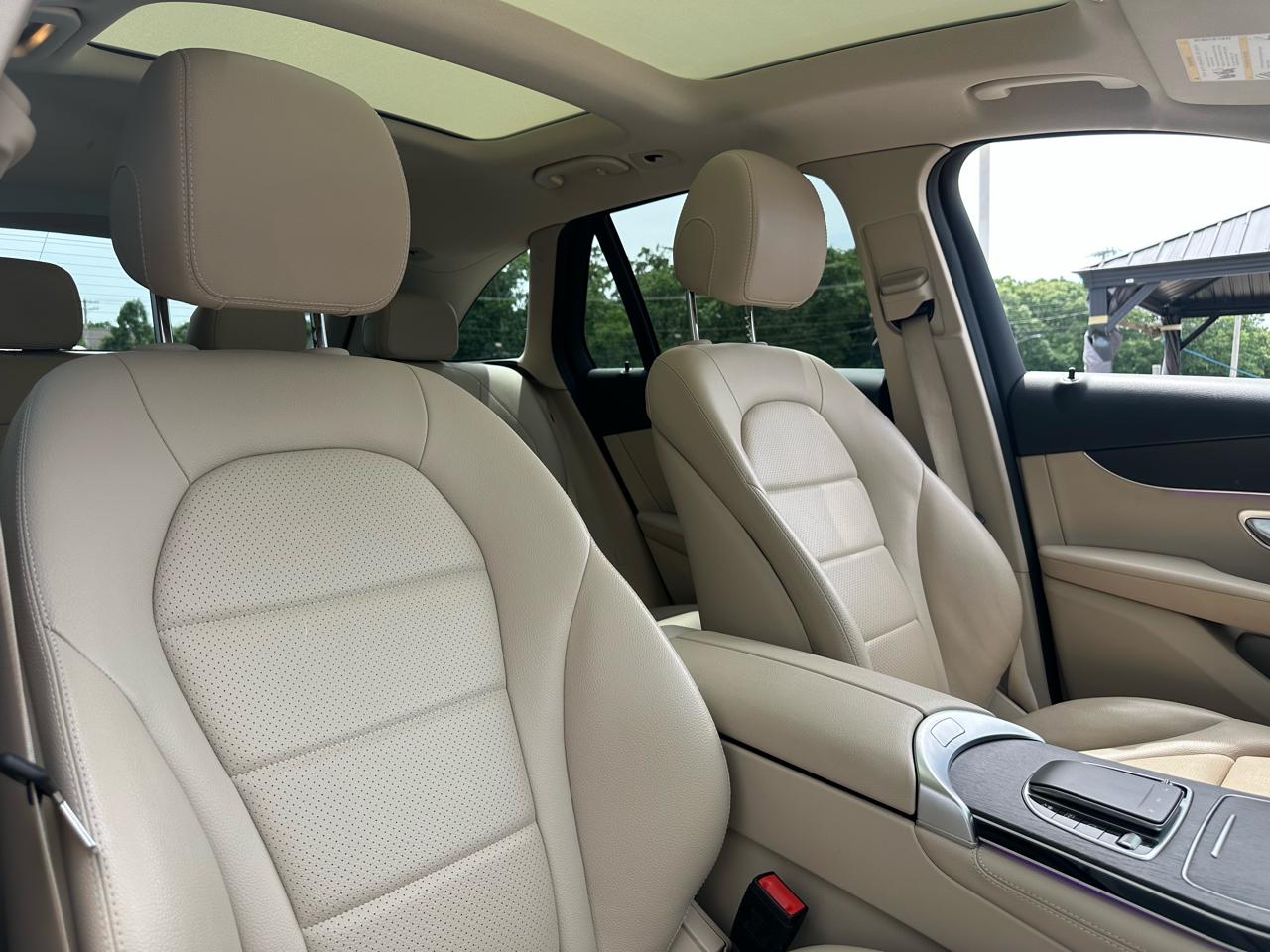 Mercedes-Benz GLC GLC 300 4MATIC SUV 2020