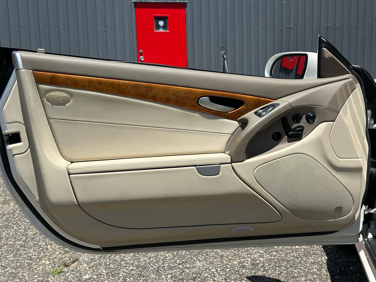 Mercedes-Benz SL-Class 2dr Roadster 5.5L V8 2007