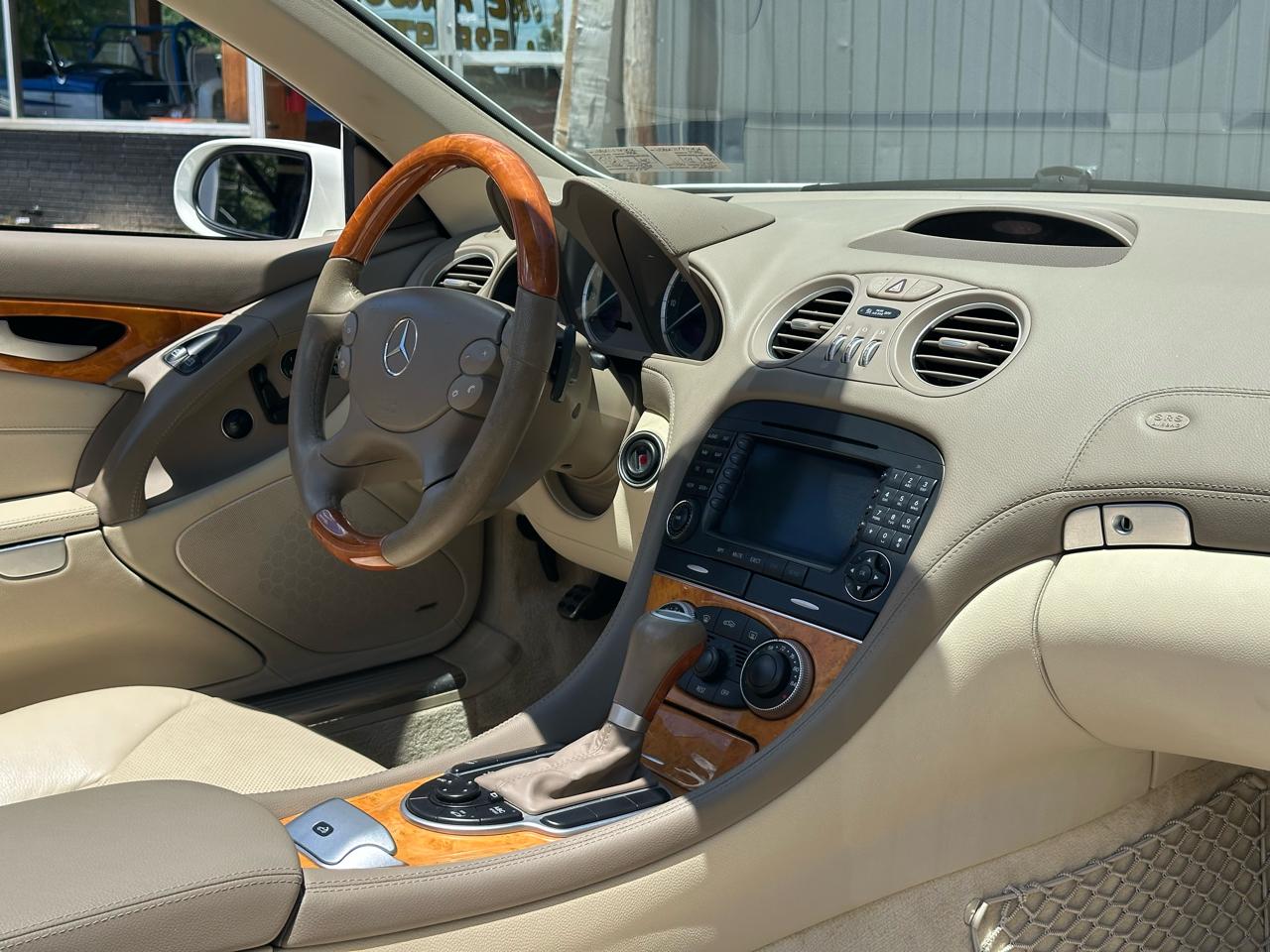 Mercedes-Benz SL-Class 2dr Roadster 5.5L V8 2007