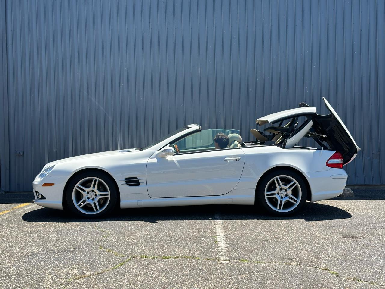Mercedes-Benz SL-Class 2dr Roadster 5.5L V8 2007