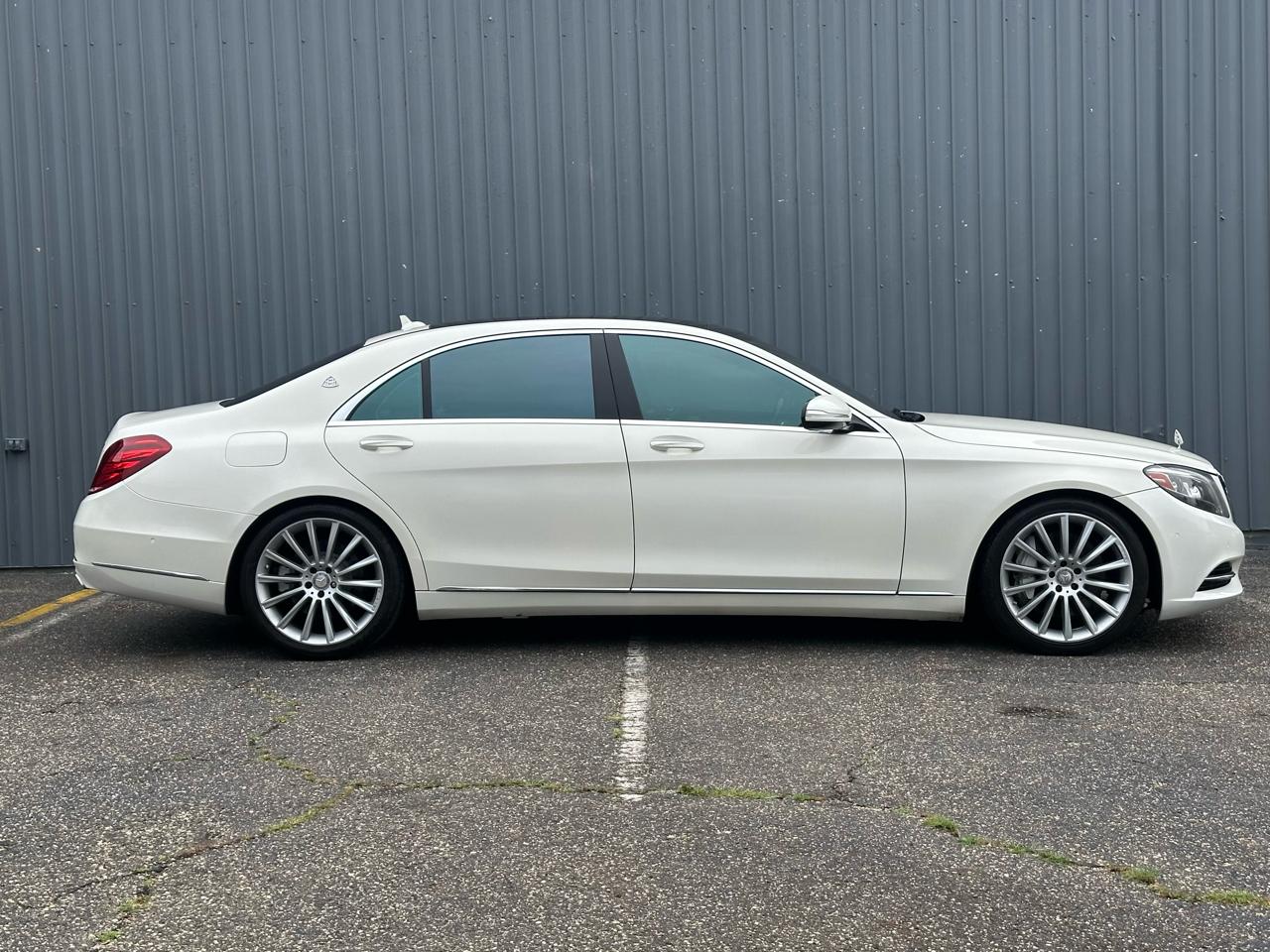 Mercedes-Benz S-Class 4dr Sdn S 550 RWD 2015