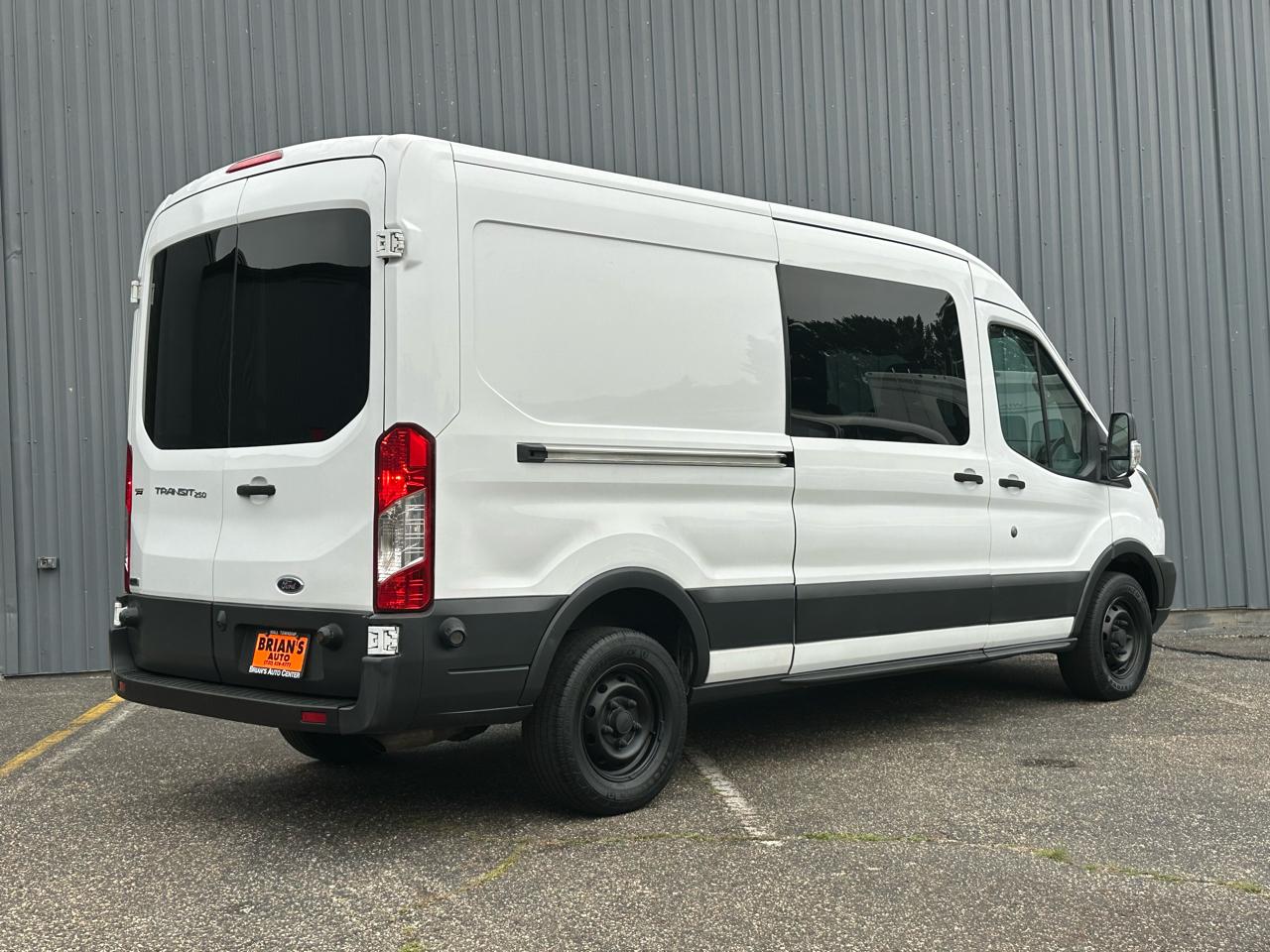 Ford Transit Cargo Van T-250 148" Med Rf 9000 GVWR Sliding RH Dr 2016