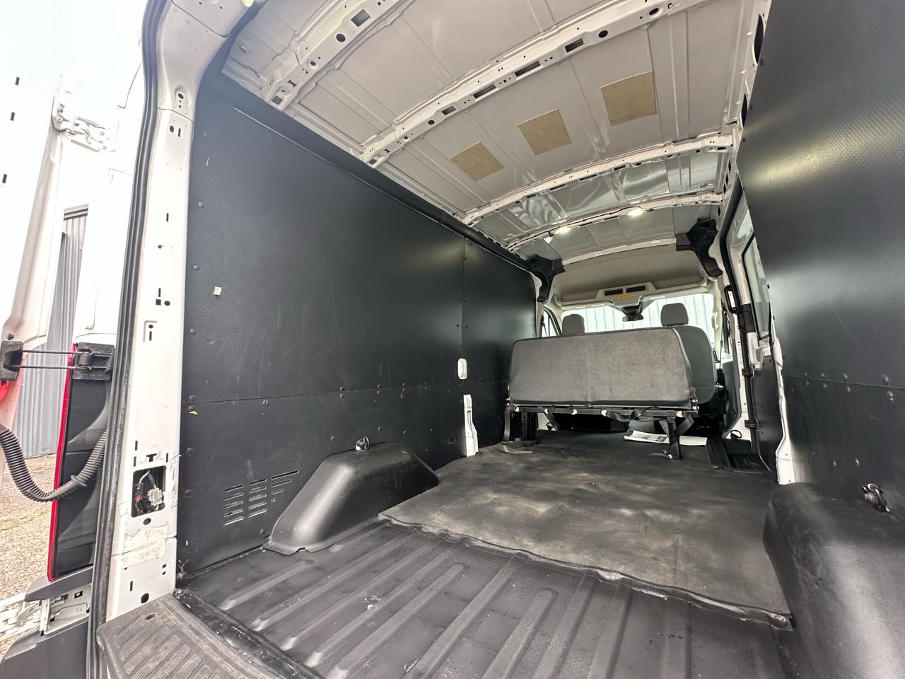 Ford Transit Cargo Van T-250 148" Med Rf 9000 GVWR Sliding RH Dr 2016