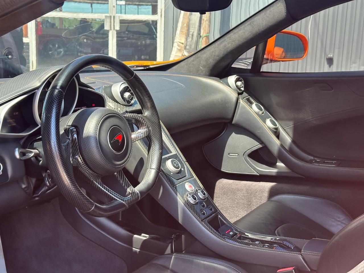 McLaren MP4-12c Base 2012