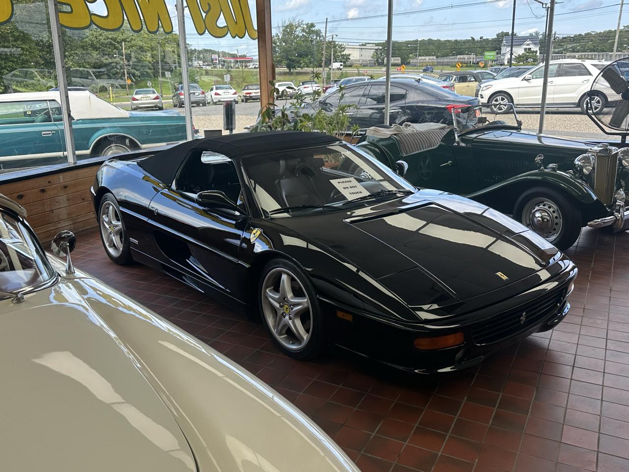 Ferrari F355 Spider 1999