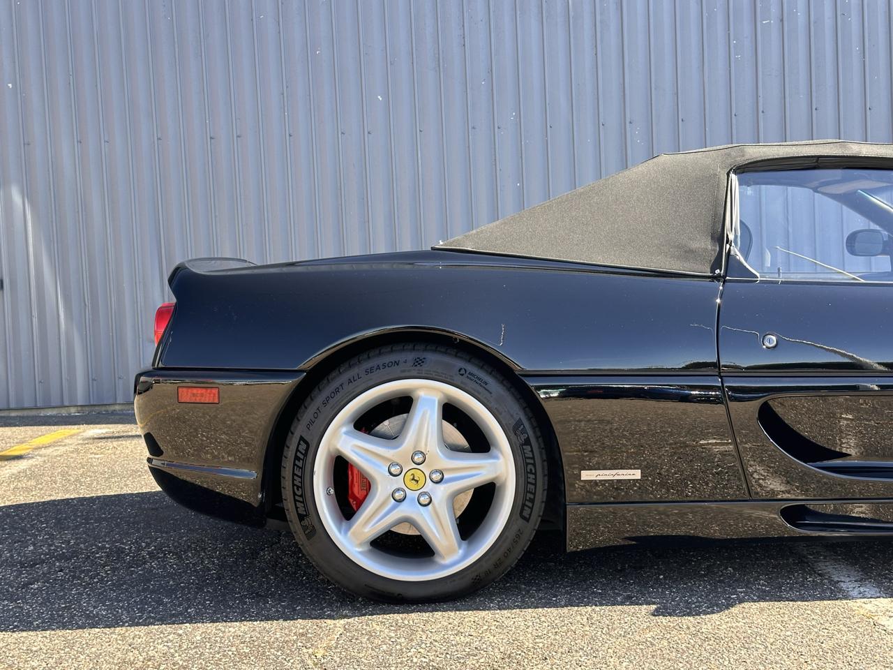 Ferrari F355 Spider 1999