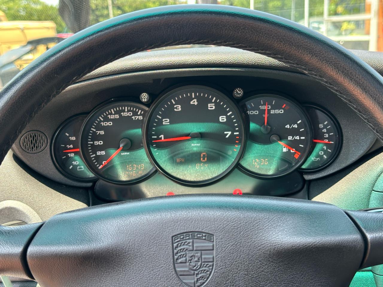 Porsche 911 Carrera 2dr Carrera Cabriolet 6-Spd Manual 1999