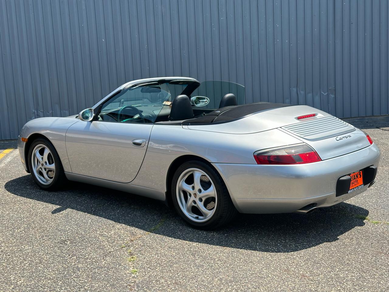 Porsche 911 Carrera 2dr Carrera Cabriolet 6-Spd Manual 1999