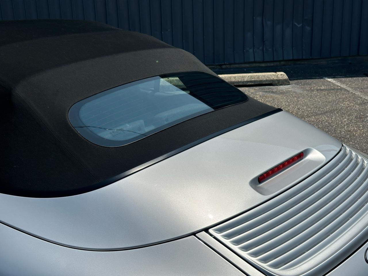 Porsche 911 Carrera 2dr Carrera Cabriolet 6-Spd Manual 1999