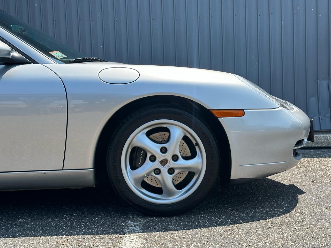 Porsche 911 Carrera 2dr Carrera Cabriolet 6-Spd Manual 1999