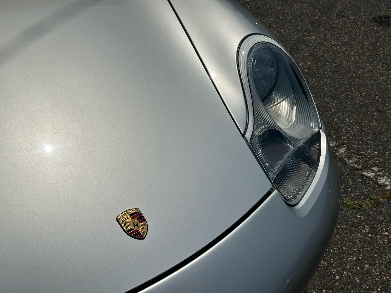 Porsche 911 Carrera 2dr Carrera Cabriolet 6-Spd Manual 1999