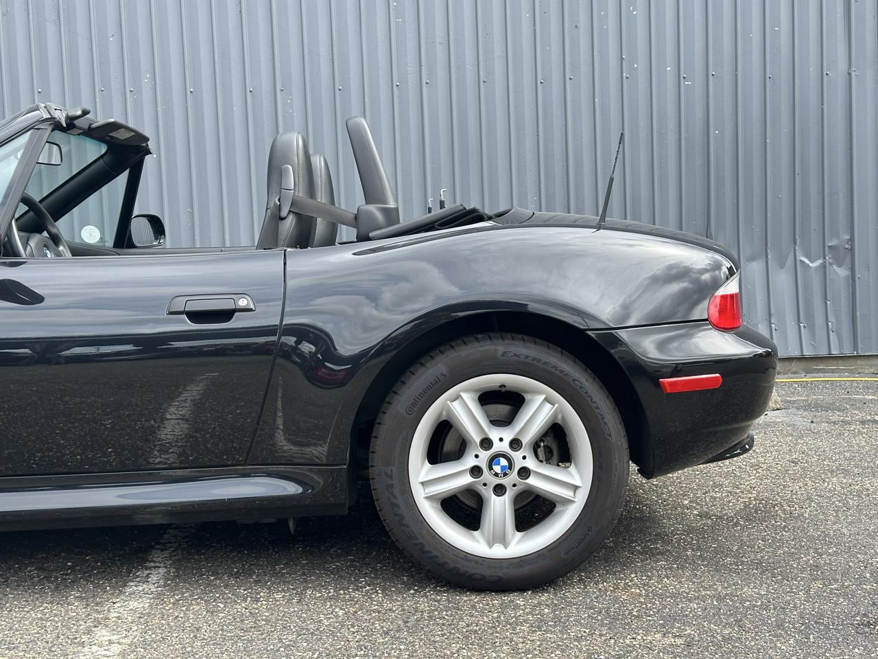 BMW Z3 Z3 2dr Roadster 2.5L 2000