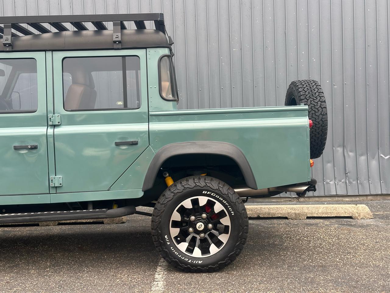 Land Rover Defender 110  1995
