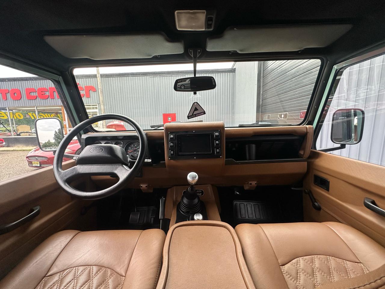 Land Rover Defender 110  1995