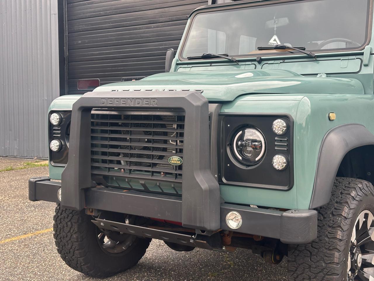 Land Rover Defender 110  1995