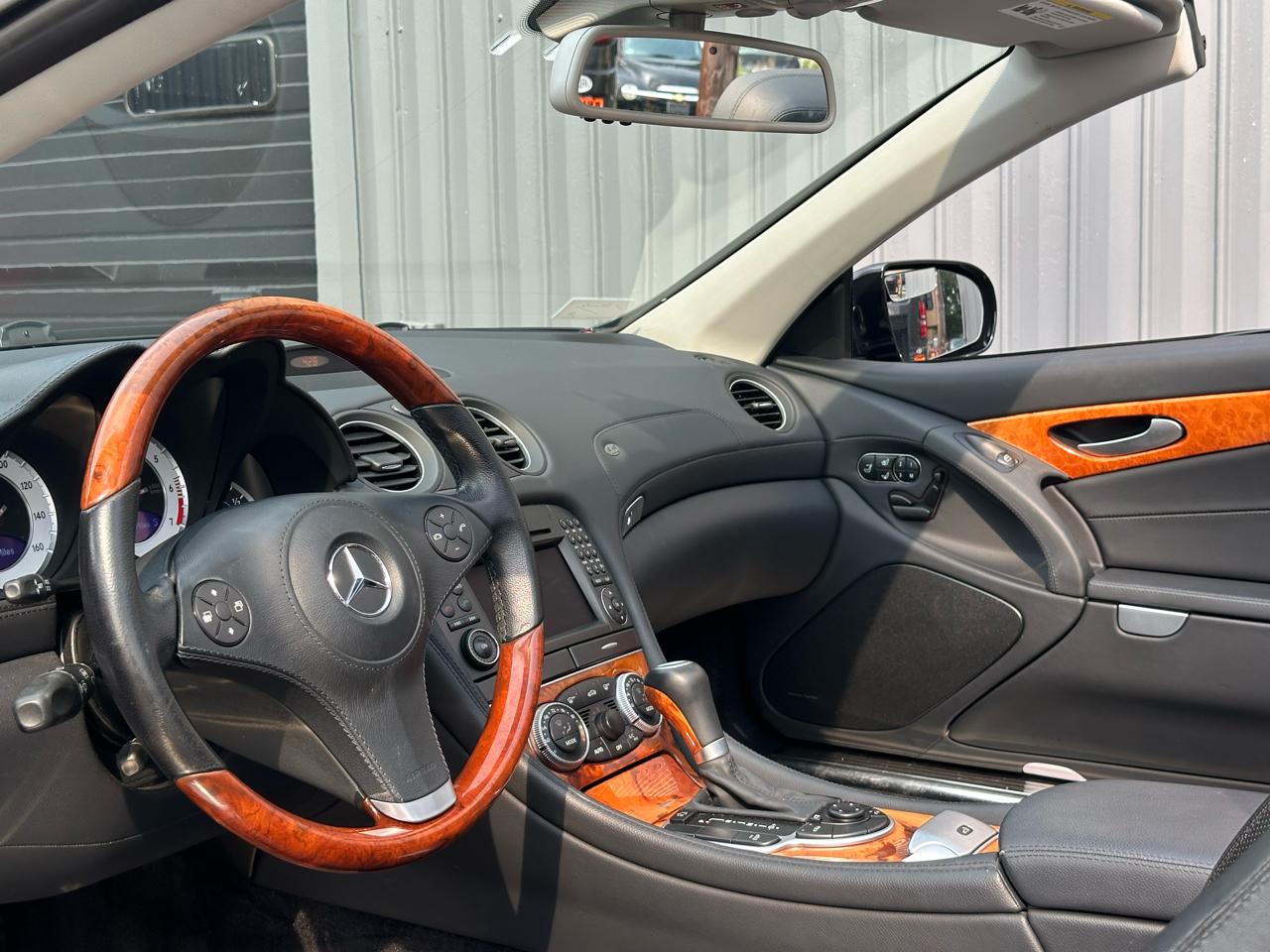 Mercedes-Benz SL-Class 2dr Roadster 5.5L V8 2009