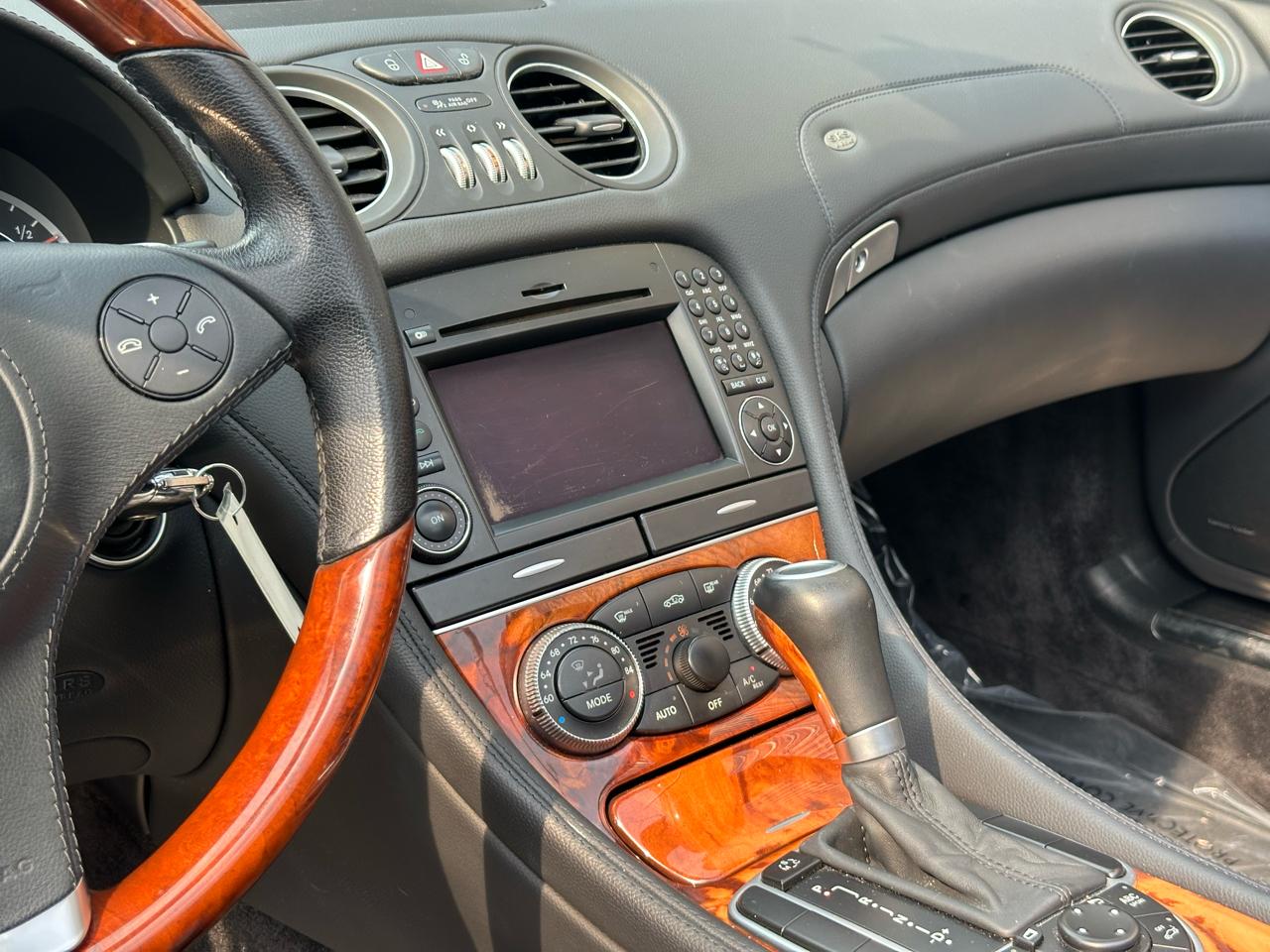 Mercedes-Benz SL-Class 2dr Roadster 5.5L V8 2009
