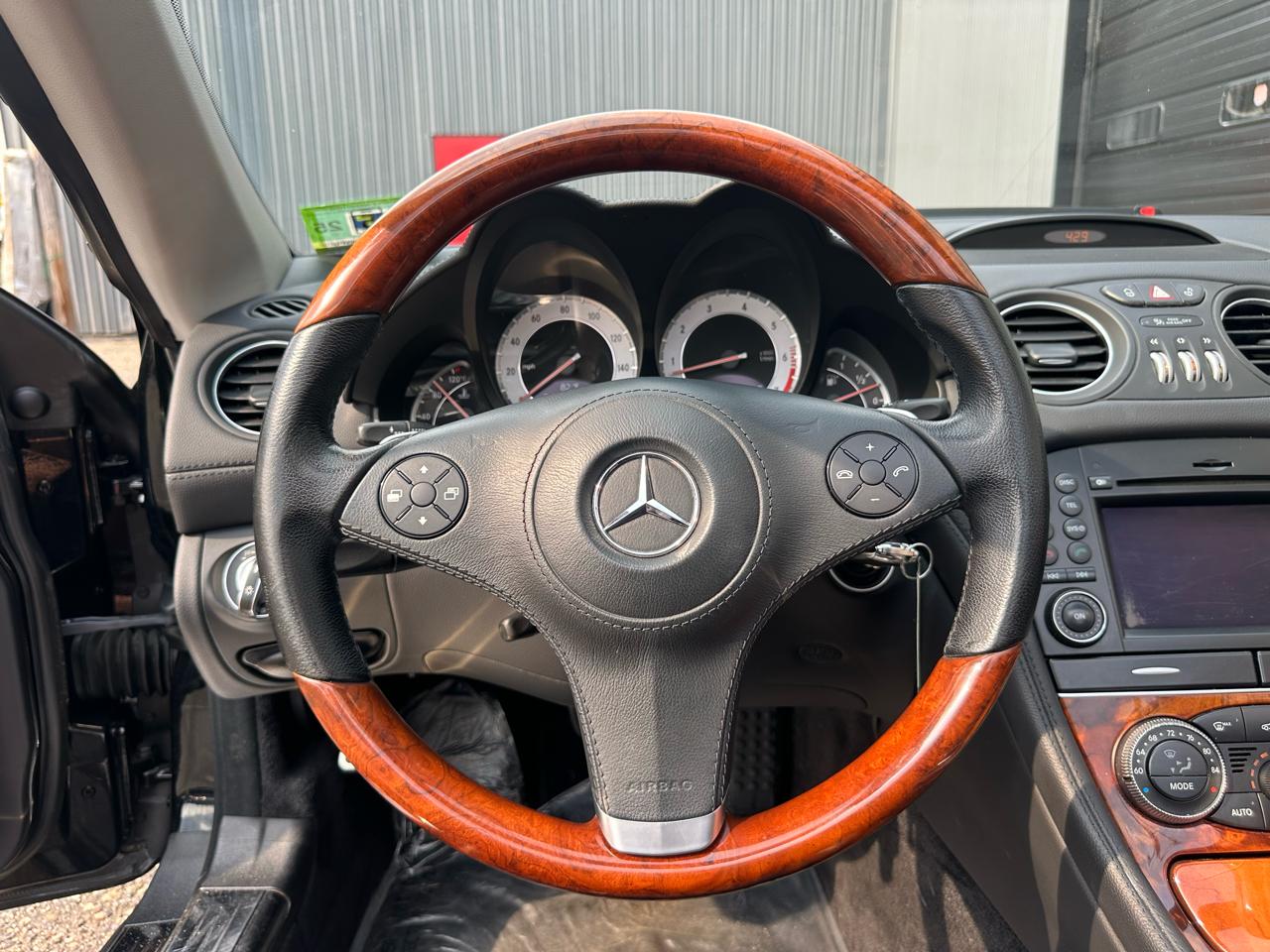 Mercedes-Benz SL-Class 2dr Roadster 5.5L V8 2009