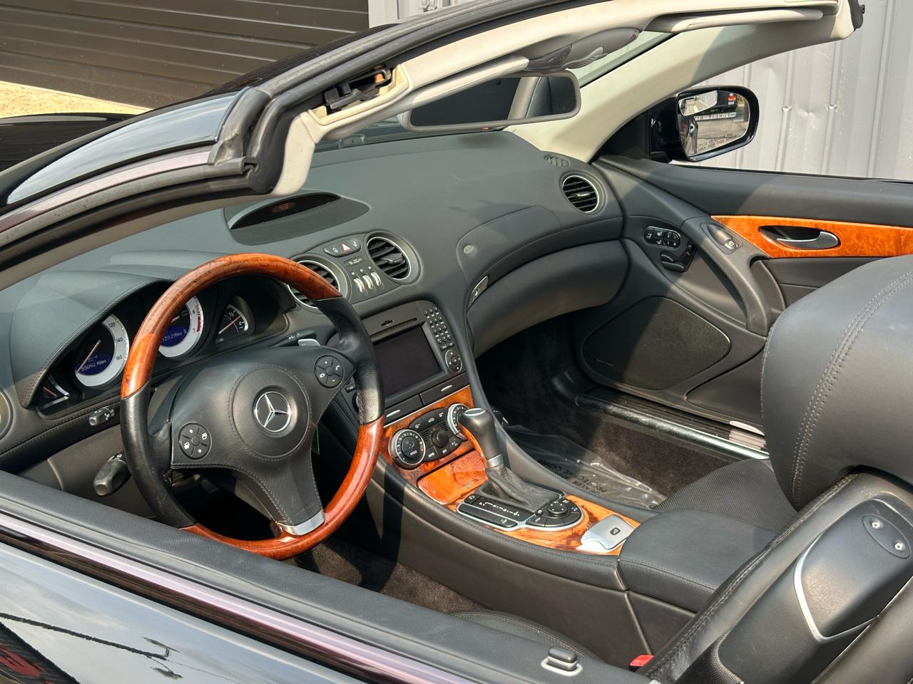 Mercedes-Benz SL-Class 2dr Roadster 5.5L V8 2009