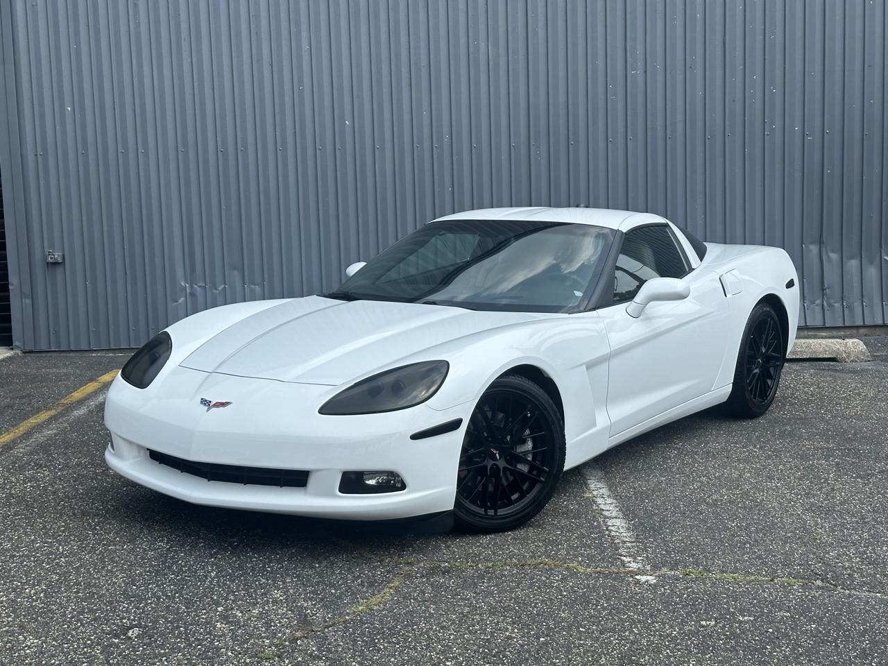 Chevrolet Corvette 2dr Cpe 2005