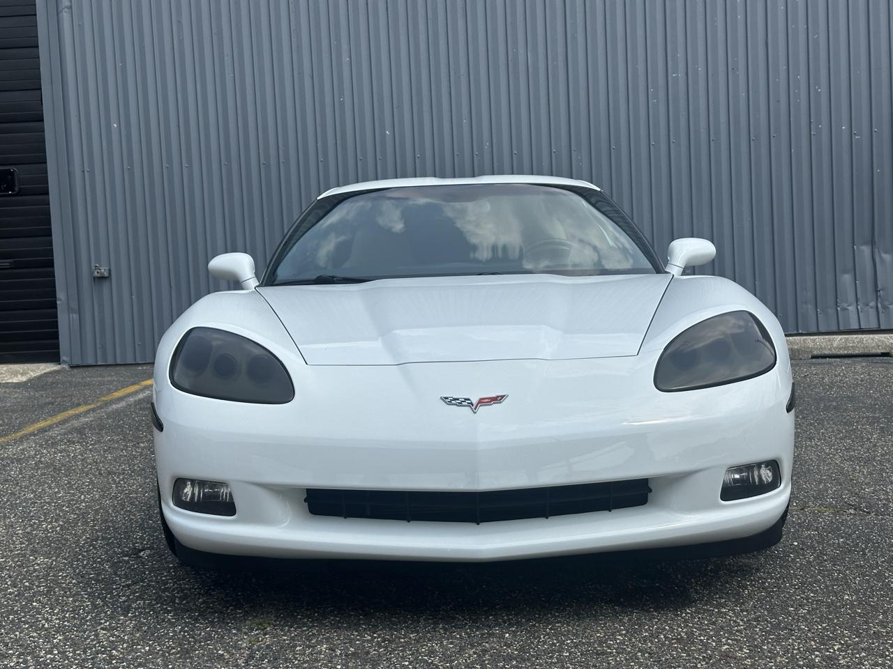 Chevrolet Corvette 2dr Cpe 2005