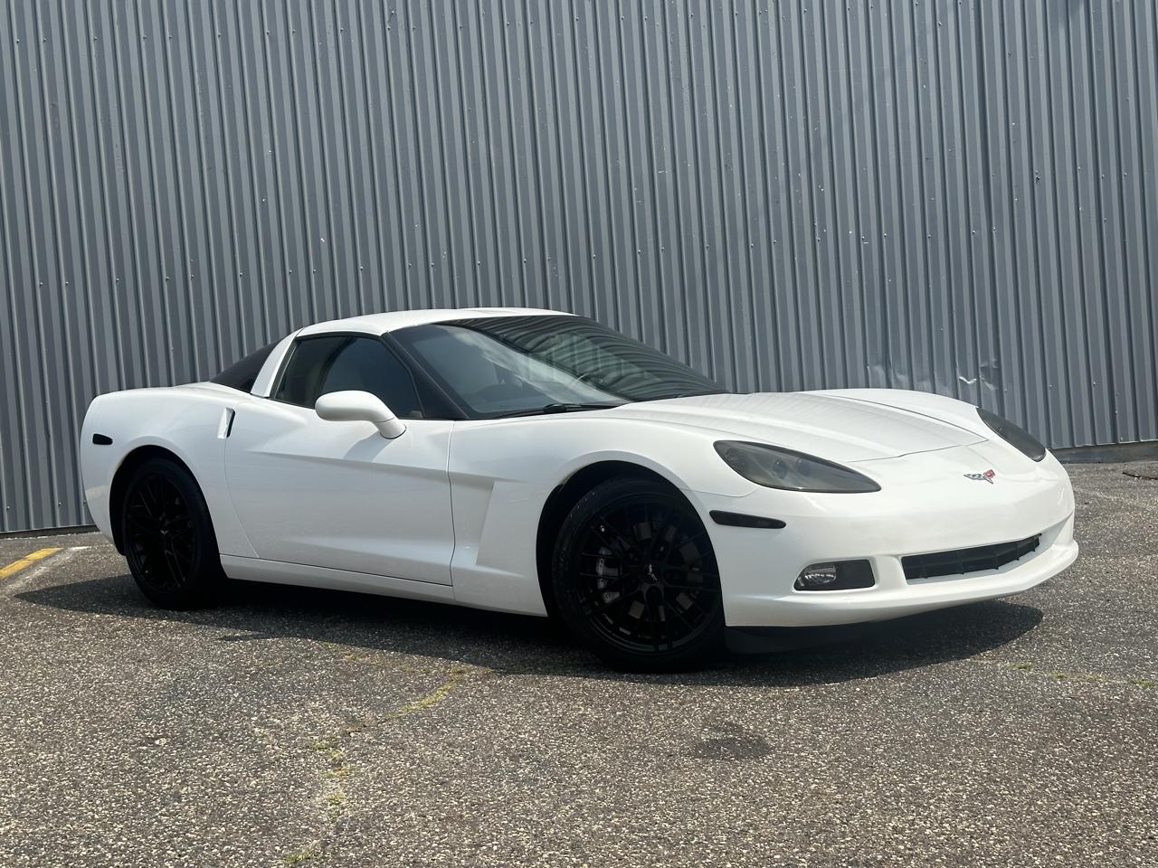 Chevrolet Corvette 2dr Cpe 2005