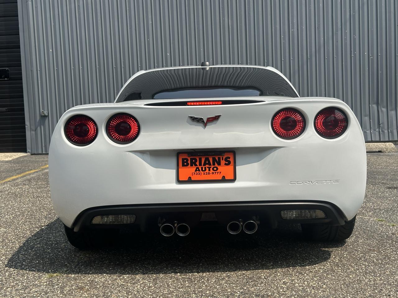 Chevrolet Corvette 2dr Cpe 2005