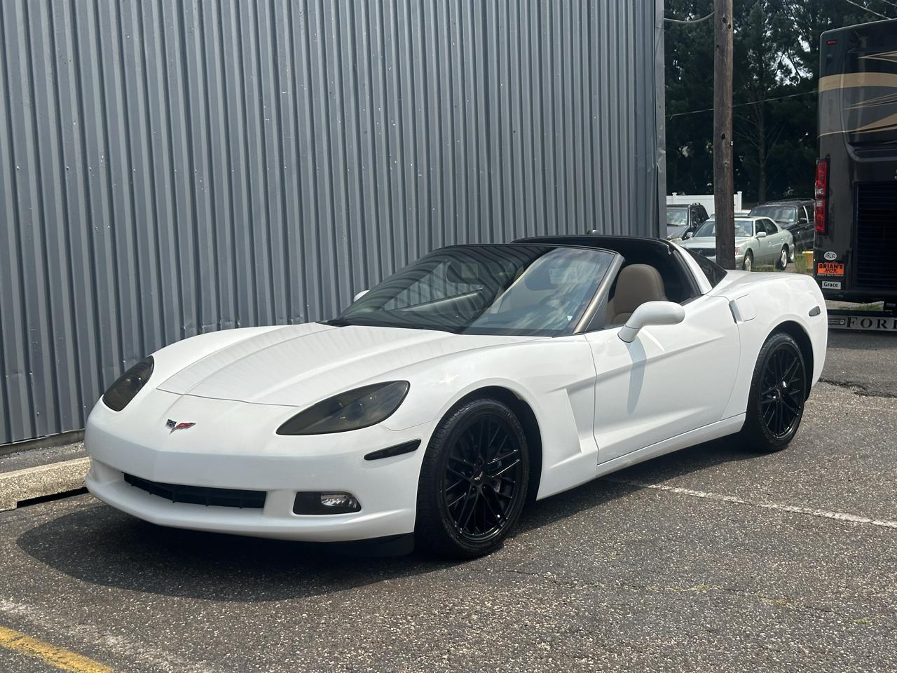 Chevrolet Corvette 2dr Cpe 2005
