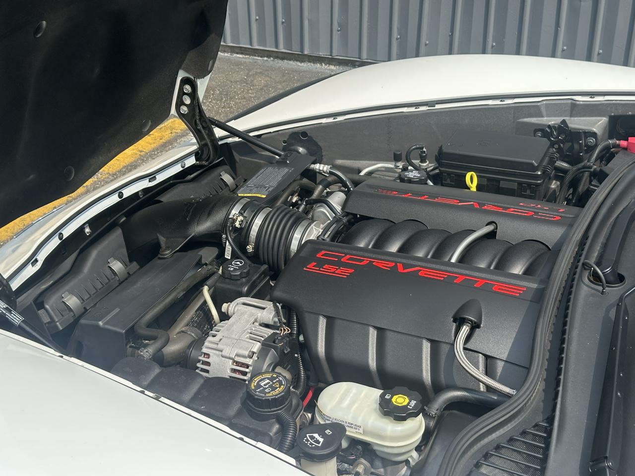 Chevrolet Corvette 2dr Cpe 2005