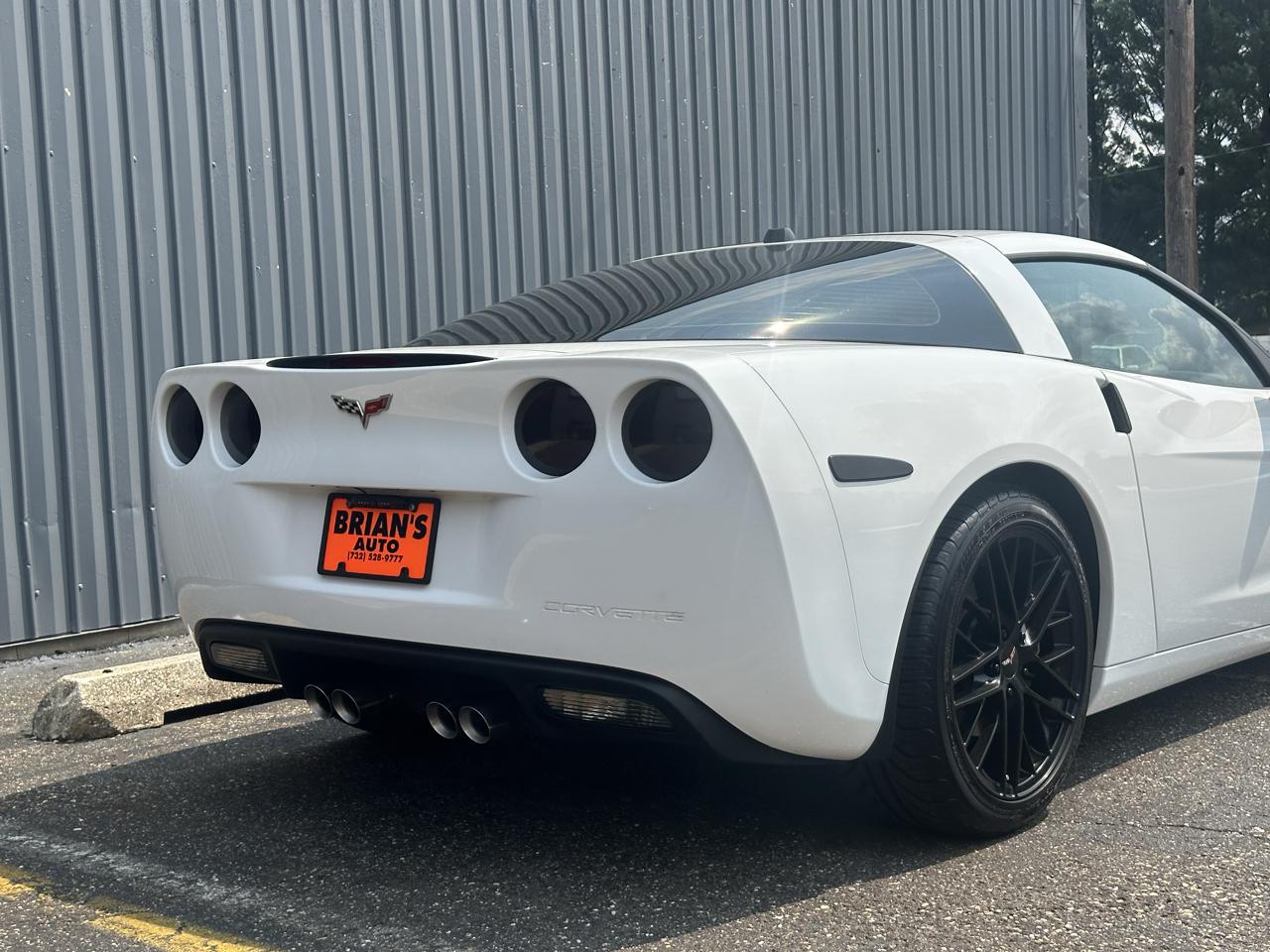 Chevrolet Corvette 2dr Cpe 2005