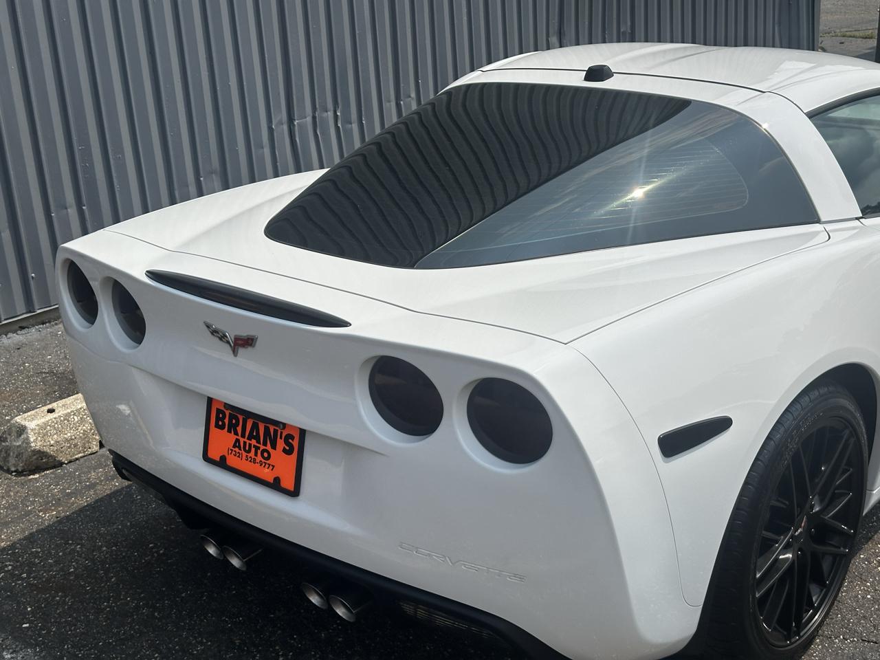 Chevrolet Corvette 2dr Cpe 2005