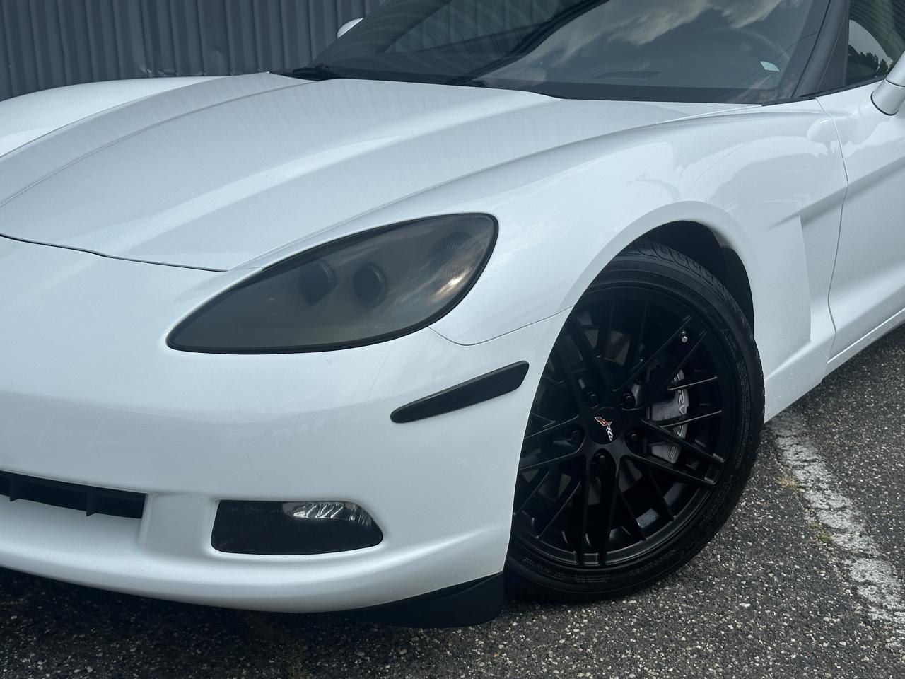 Chevrolet Corvette 2dr Cpe 2005